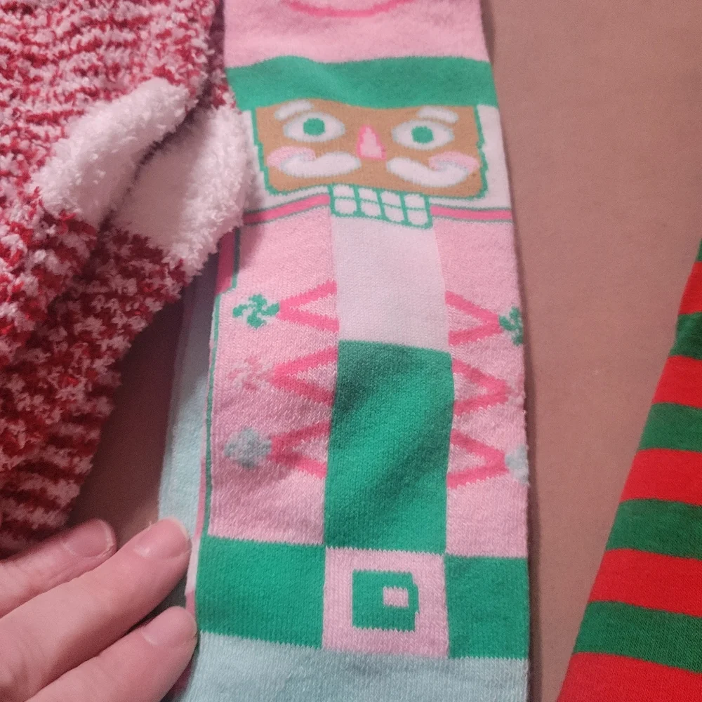 6 Pairs‎ Womens NEW Christmas Socks  Womens Stocking Stuffer 3 Fuzzy pr 3 A13